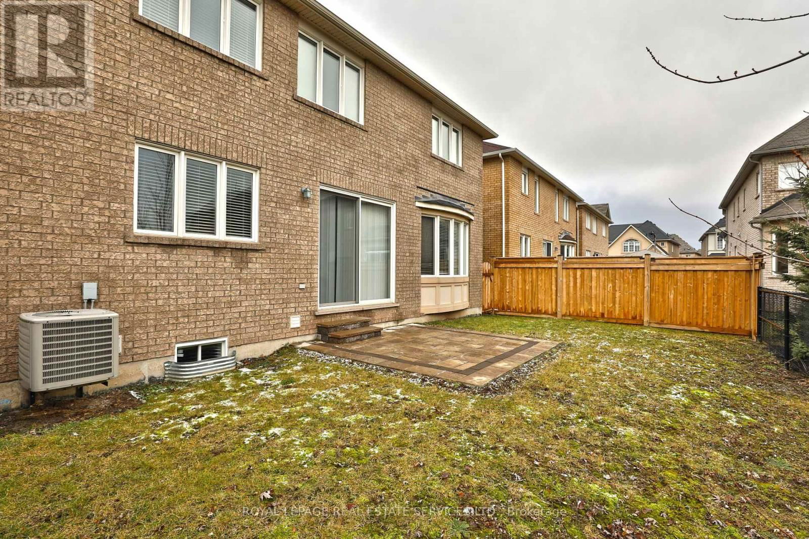2383 CALLOWAY DRIVE Image 17