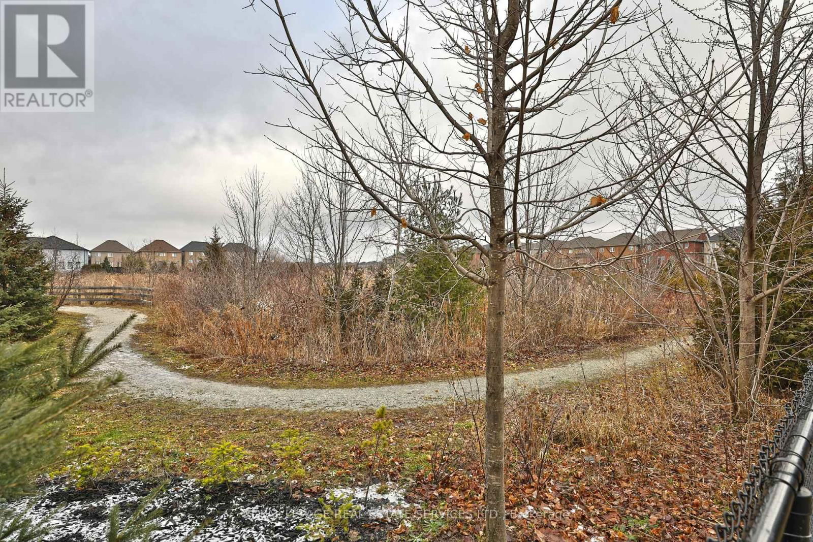 2383 CALLOWAY DRIVE Image 20
