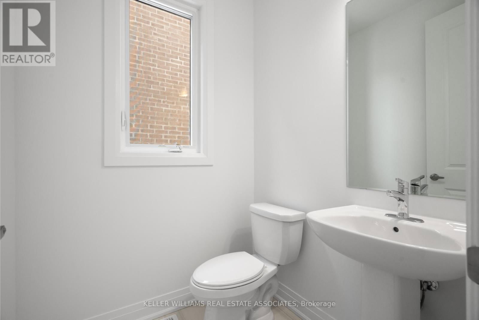 14 ASTER WOODS DRIVE Image 16