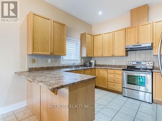 35 FONTAINEBLEU ROAD Image 11