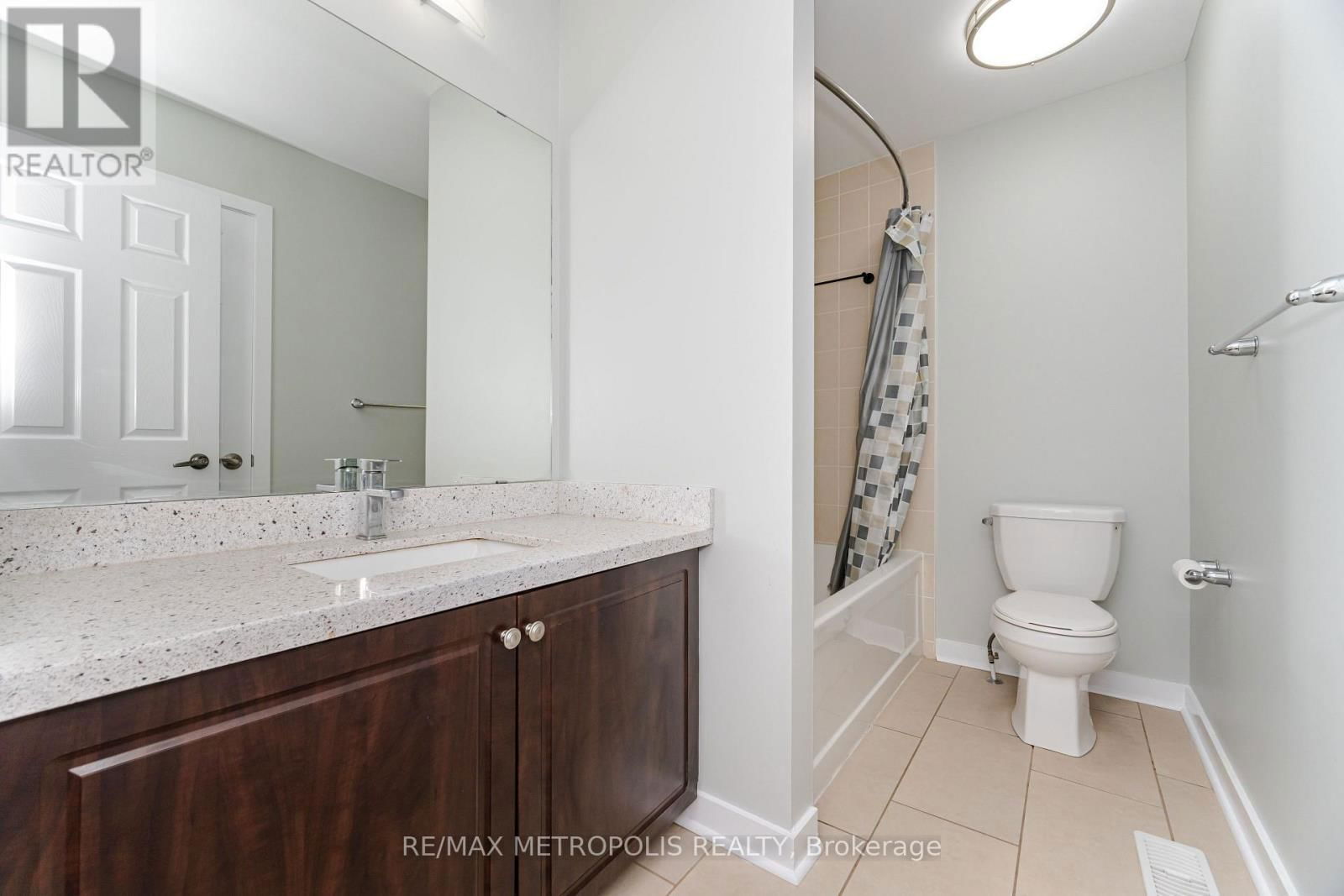 4 EDSEL ROAD Image 29