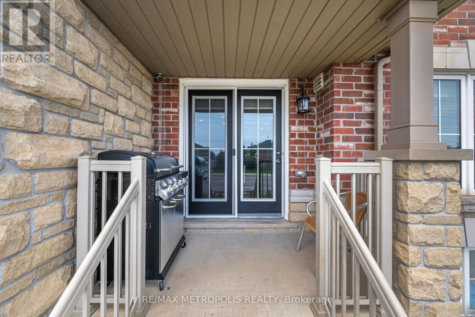 4 EDSEL ROAD Image 35
