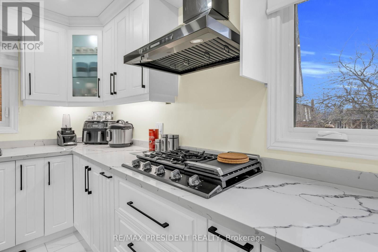 118 CHARTERS ROAD Image 12