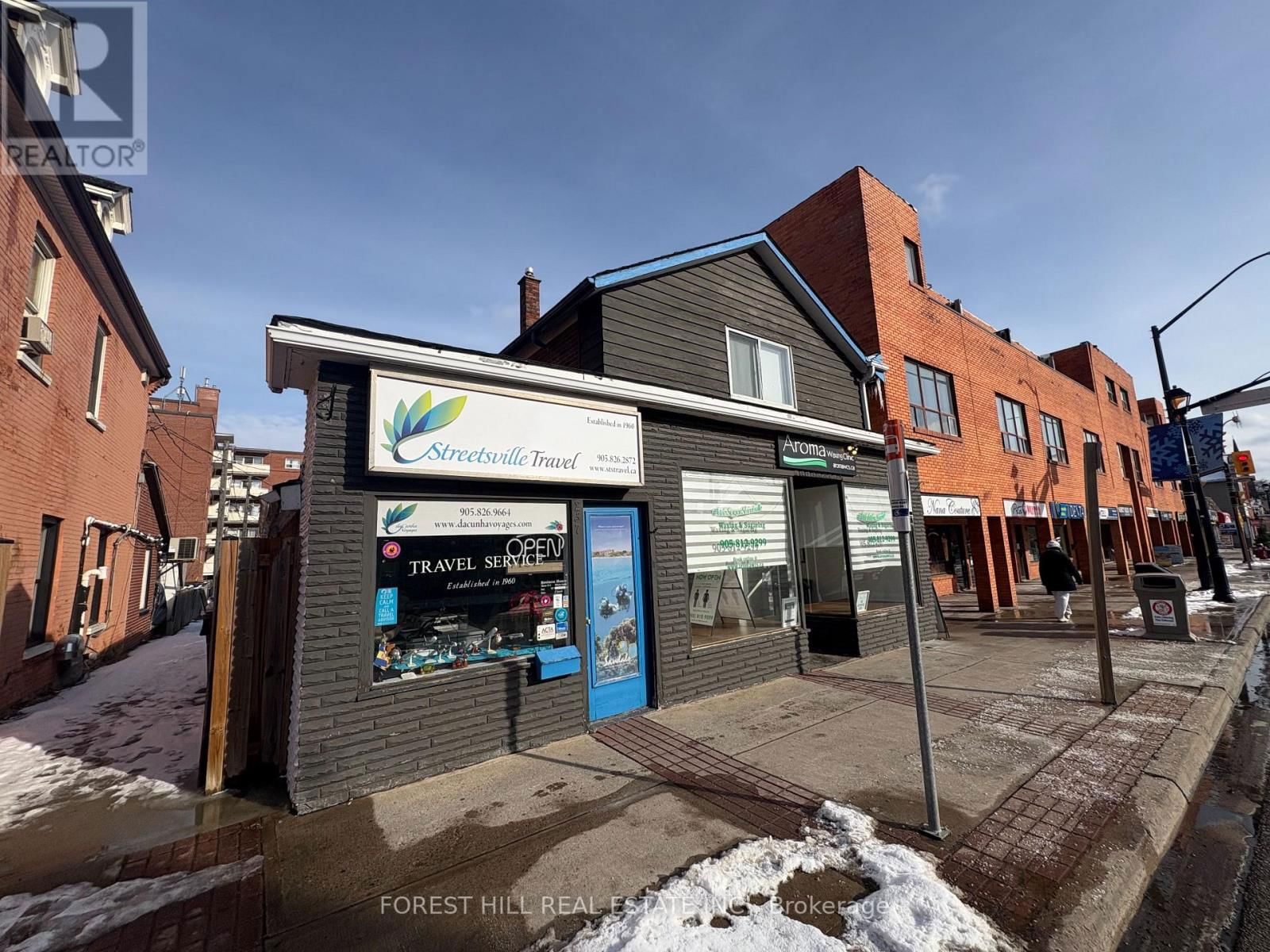 B - 239 QUEEN STREET SOUTH Image 1