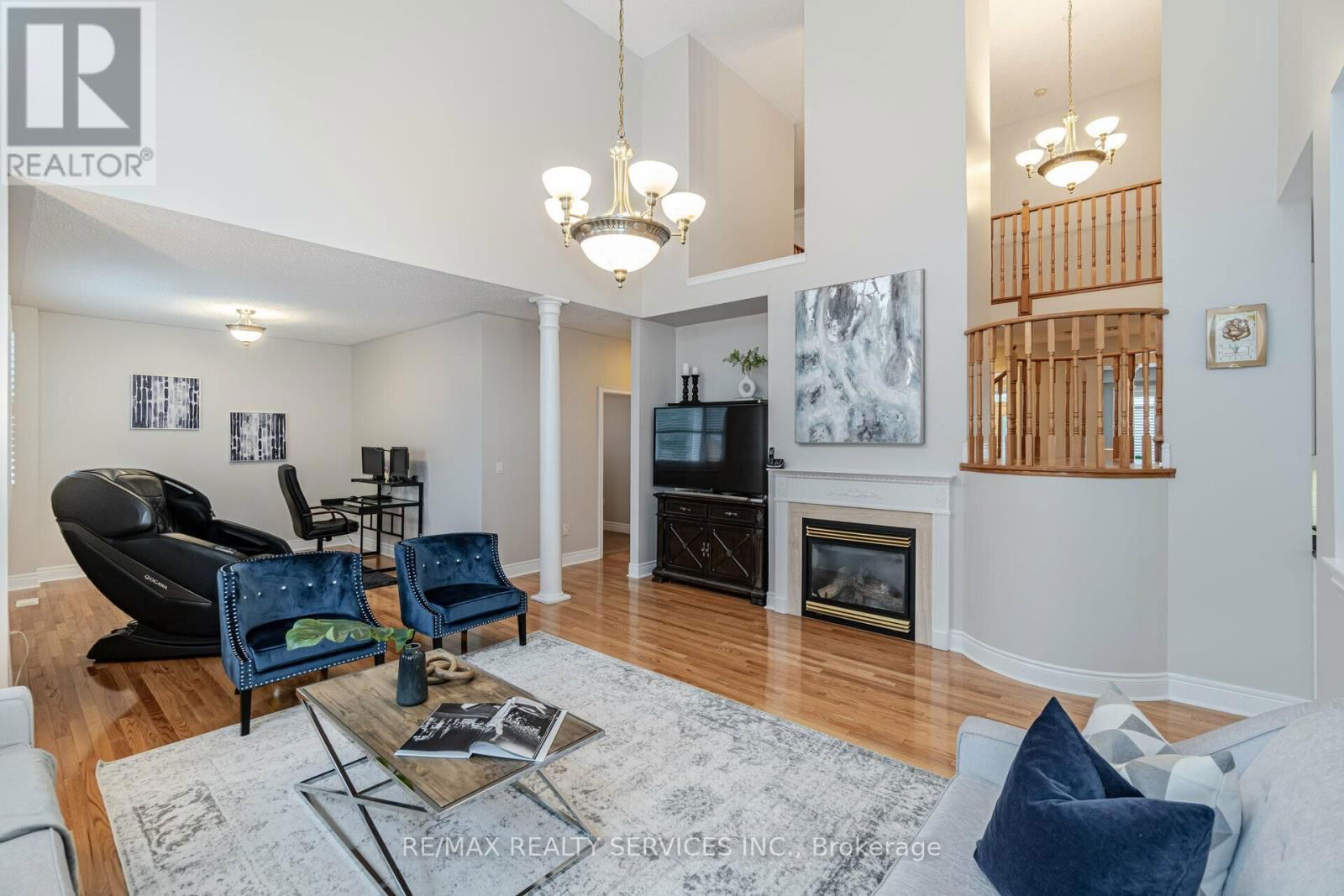 32 RADIAL STREET Image 18
