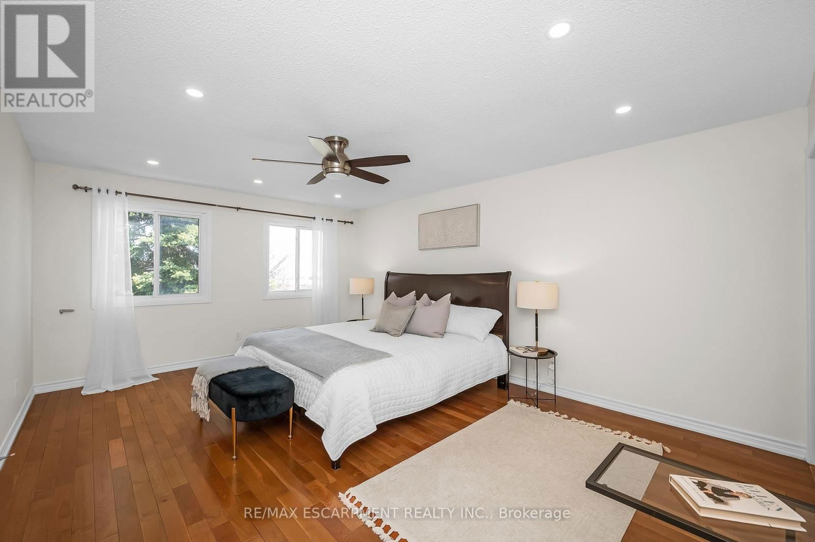2728 GUILFORD CRESCENT Image 17