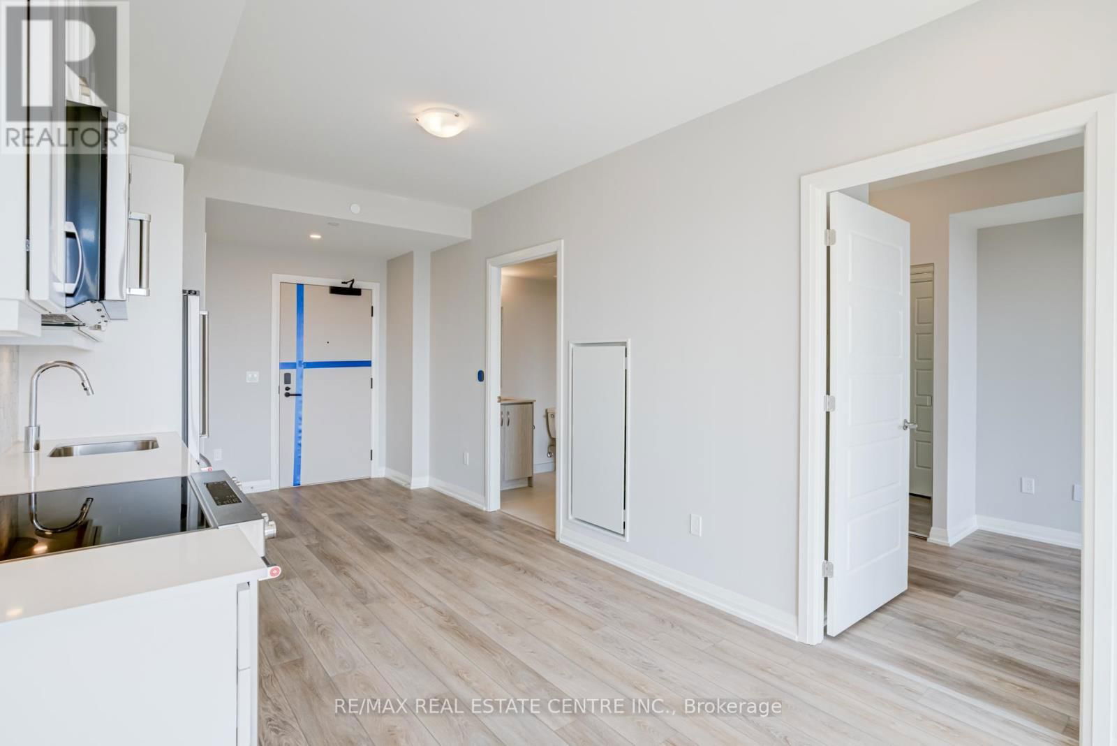 1110 - 3006 WILLAM CUTMORE BOULEVARD Image 7
