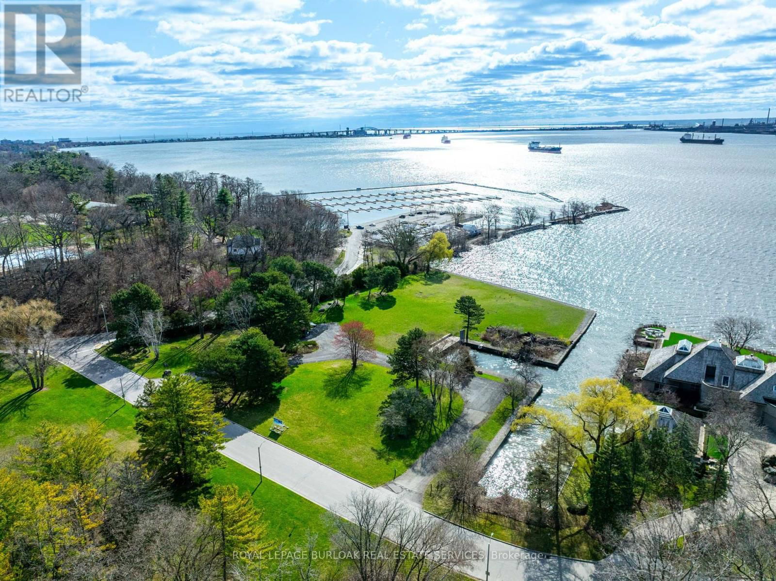 800 LASALLE PARK ROAD Image 1
