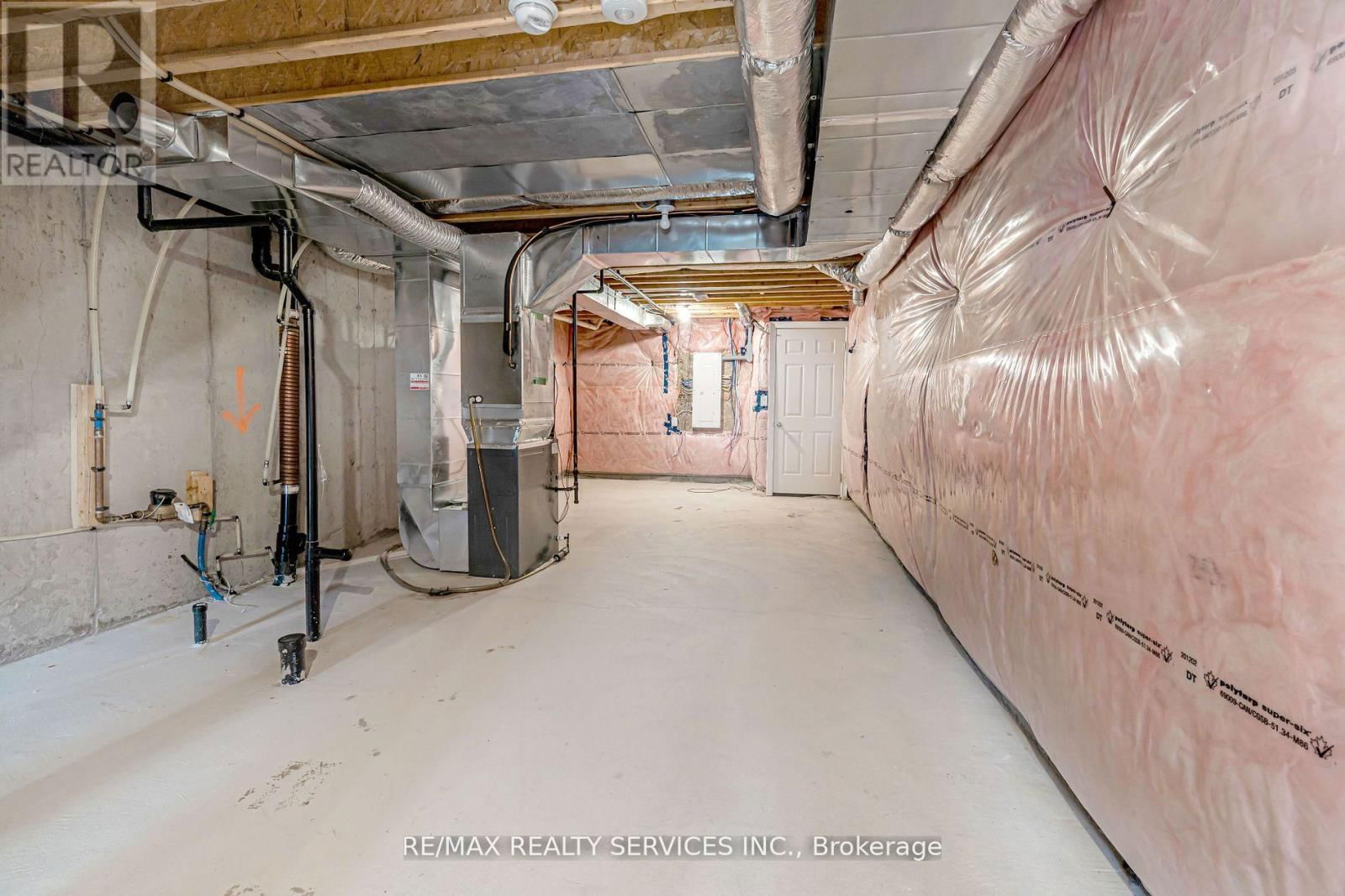 25 ENCLAVE TRAIL Image 32