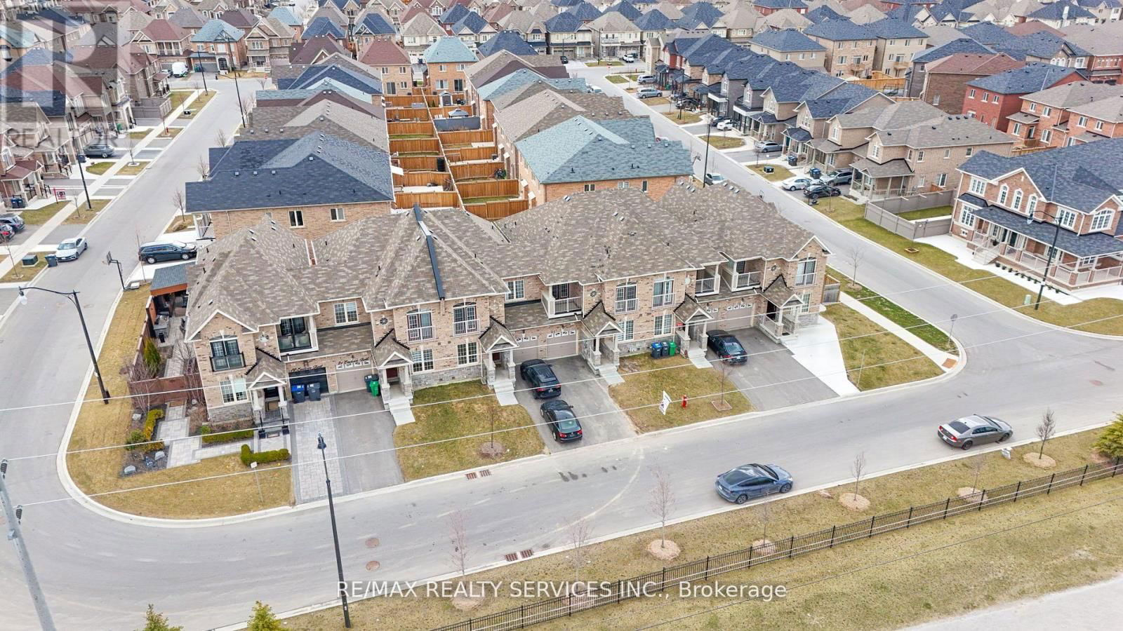 25 ENCLAVE TRAIL Image 36