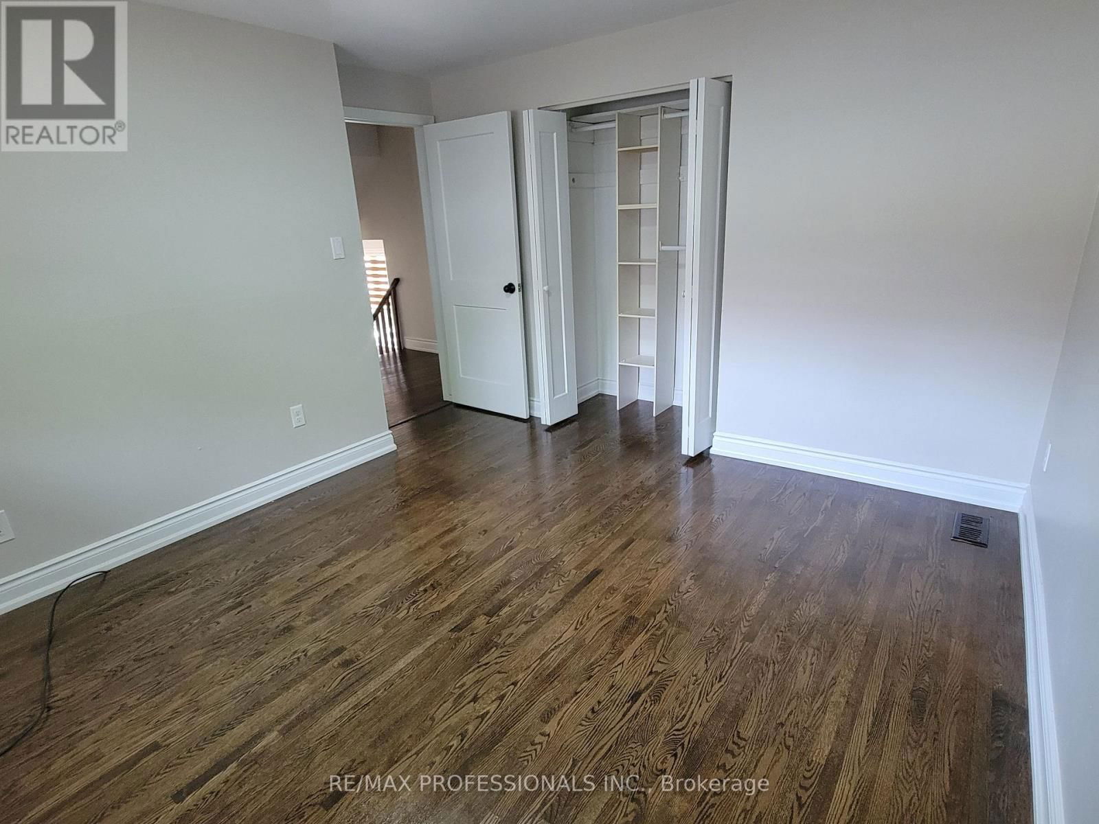 1411 CHARLES DRIVE Image 12