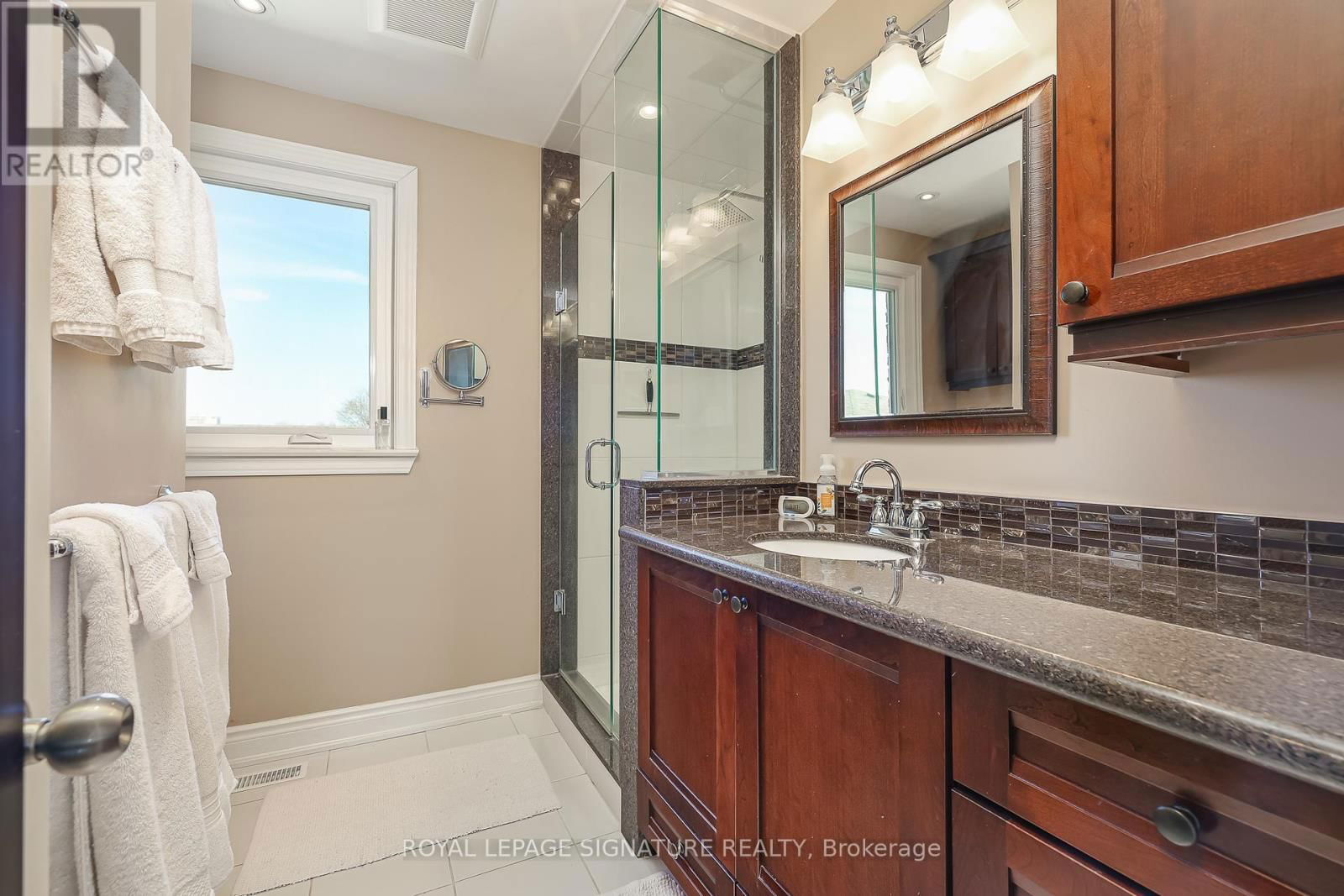 3545 TWINMAPLE DRIVE Image 30
