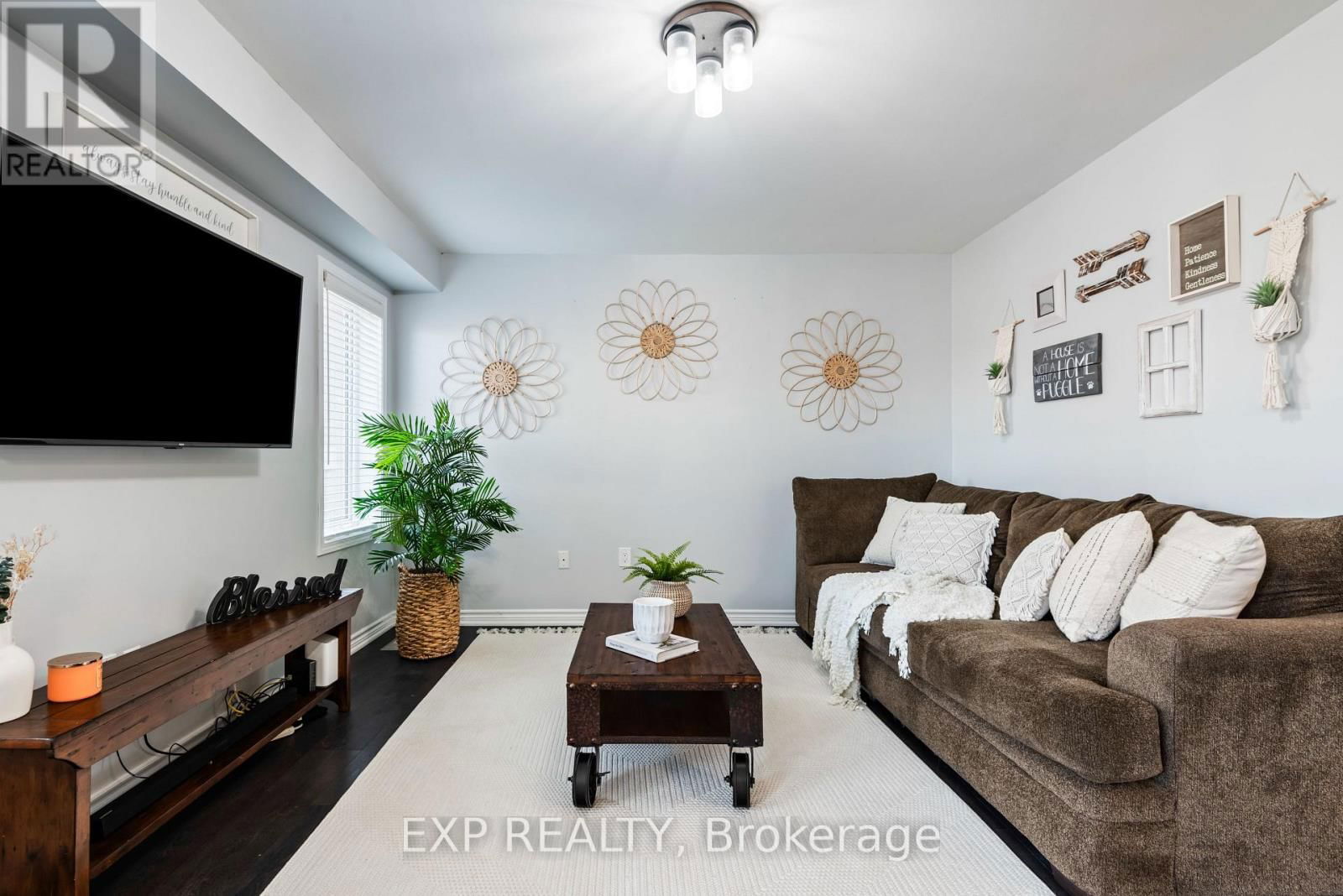 50 ENFORD CRESCENT Image 11