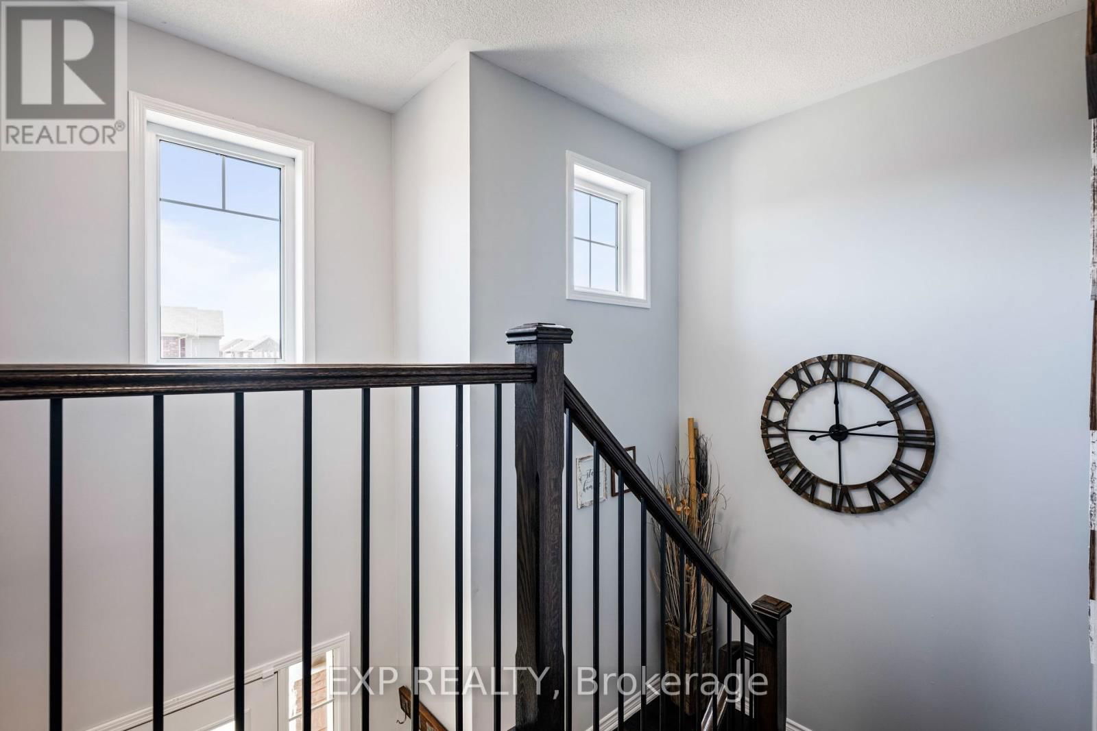 50 ENFORD CRESCENT Image 18