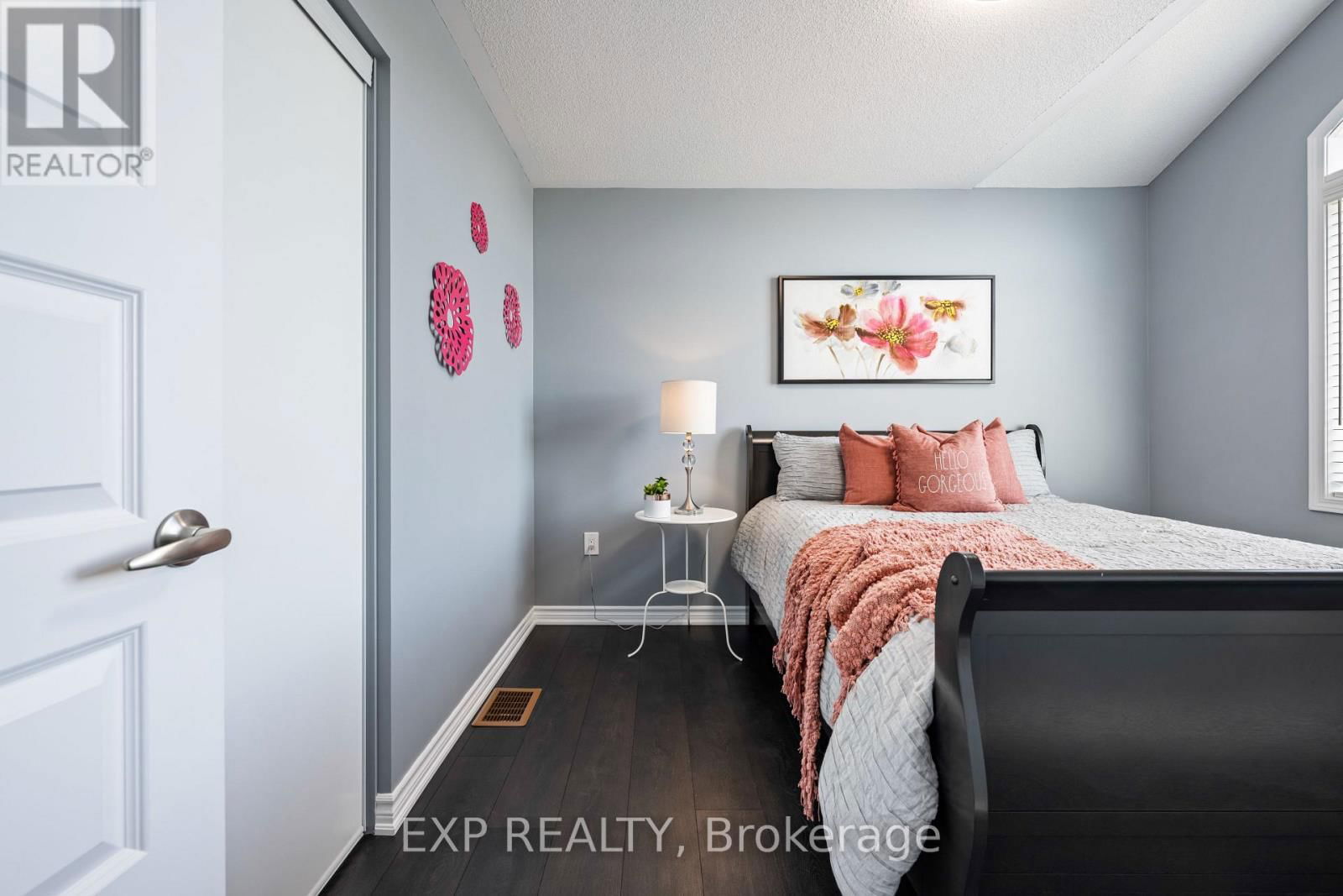 50 ENFORD CRESCENT Image 19