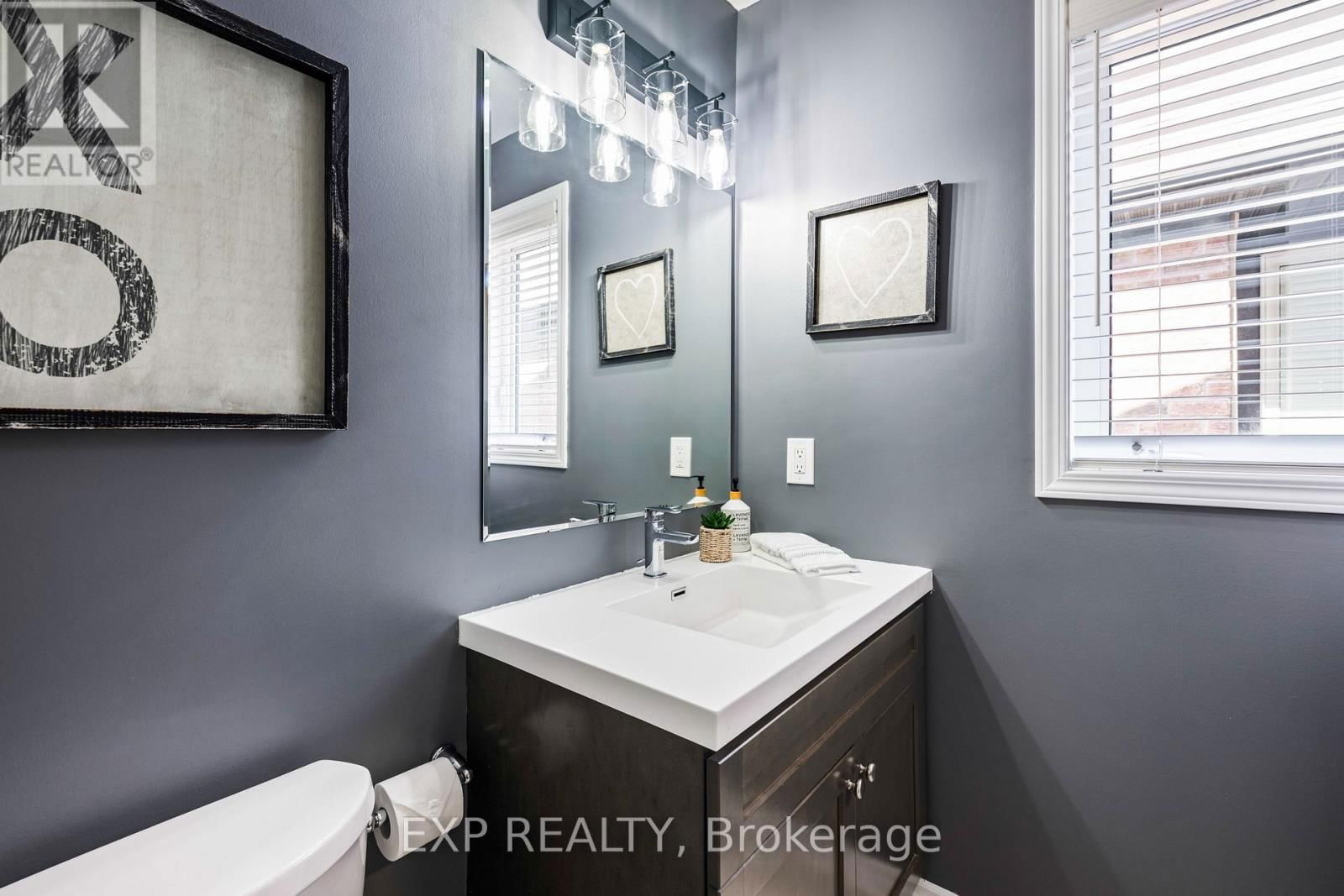 50 ENFORD CRESCENT Image 26