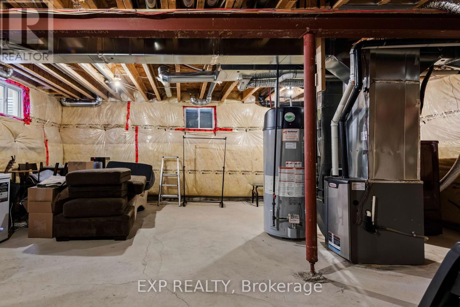 50 ENFORD CRESCENT Image 34
