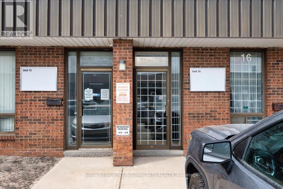 16 - 101 TORO ROAD NORTH Image 2