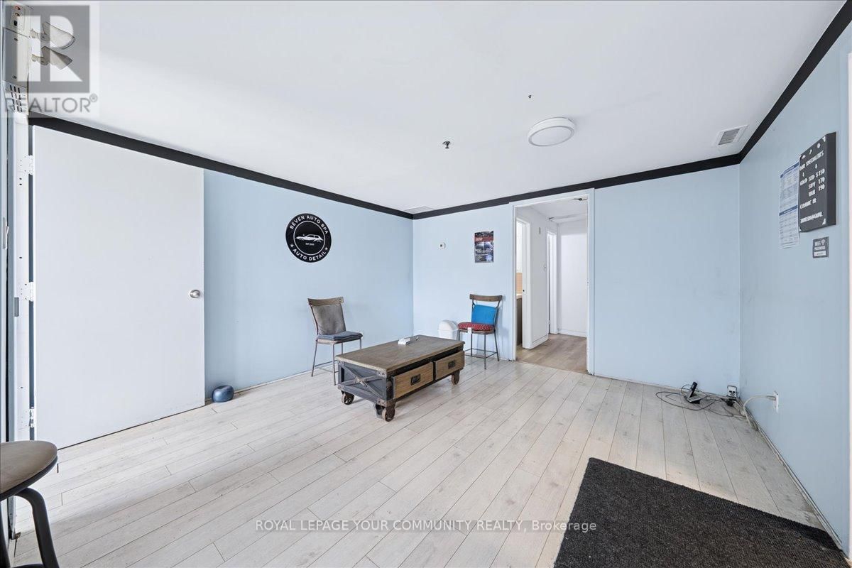 16 - 101 TORO ROAD NORTH Image 7