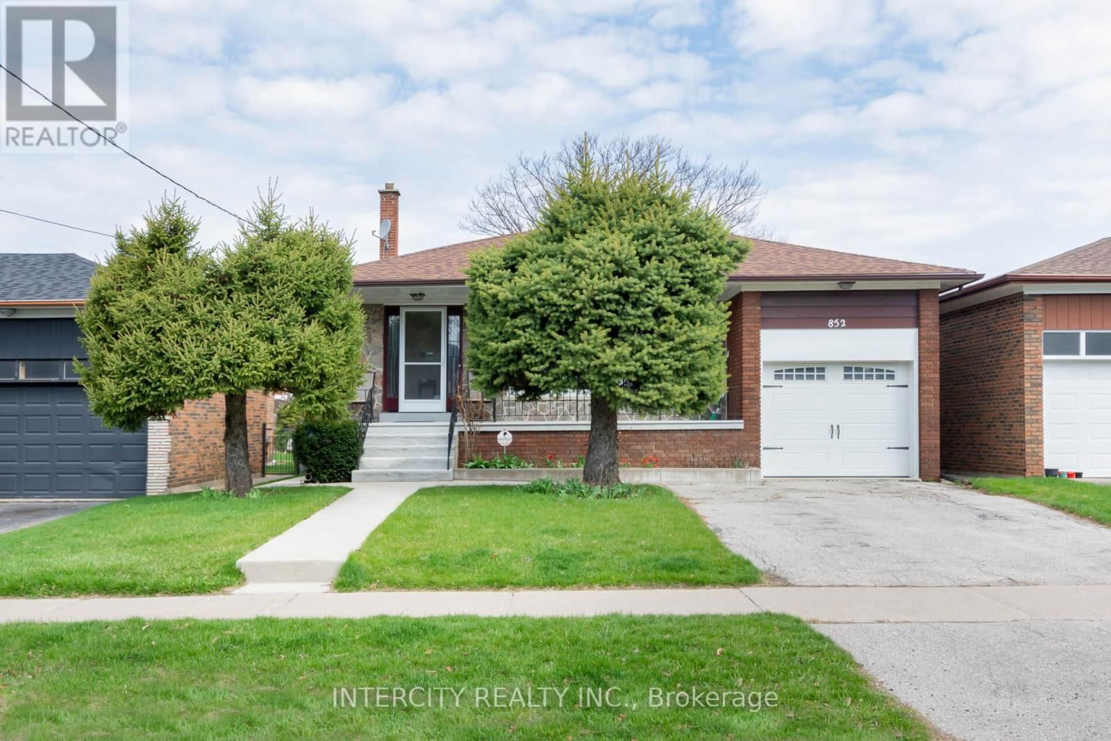 852 GLENCAIRN AVENUE Image 1