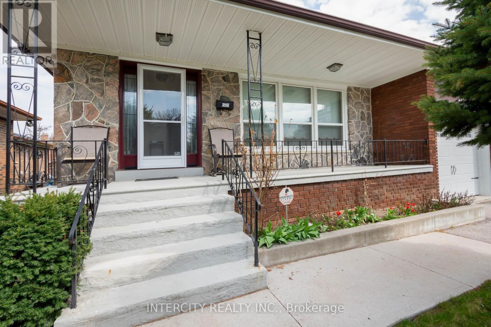 852 GLENCAIRN AVENUE Image 4