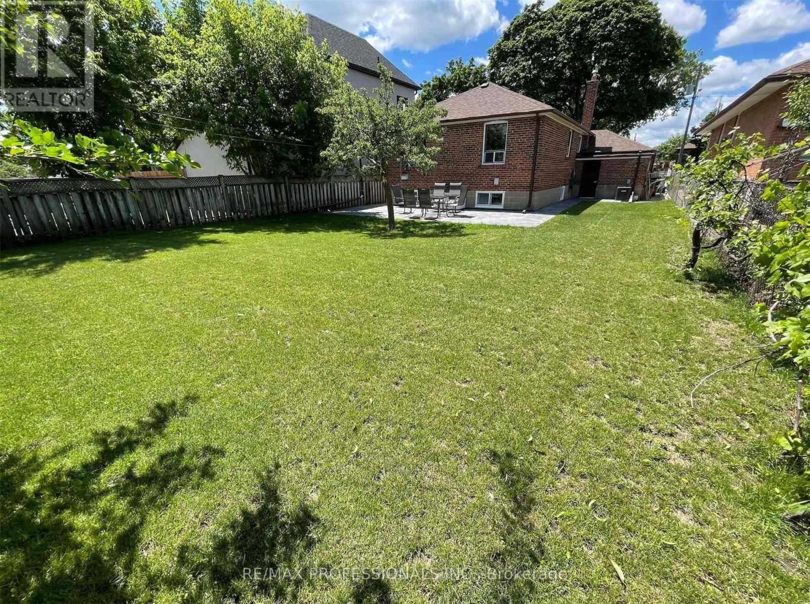 Main - 41 WOOLGAR AVENUE Image 23