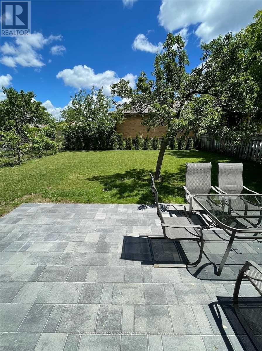 Main - 41 WOOLGAR AVENUE Image 25