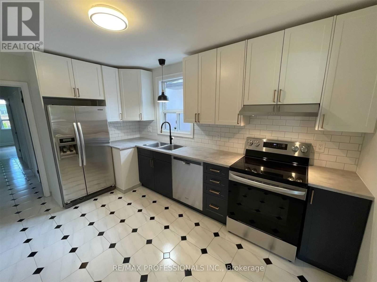 Main - 41 WOOLGAR AVENUE Image 4