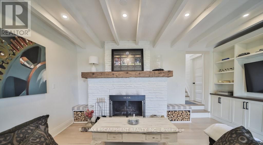 4028 MILLAR CRESCENT Image 21