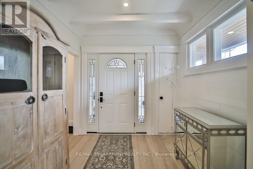 4028 MILLAR CRESCENT Image 22