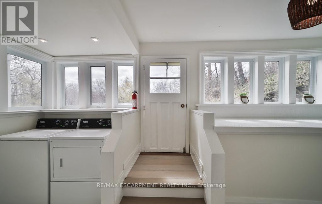 4028 MILLAR CRESCENT Image 24