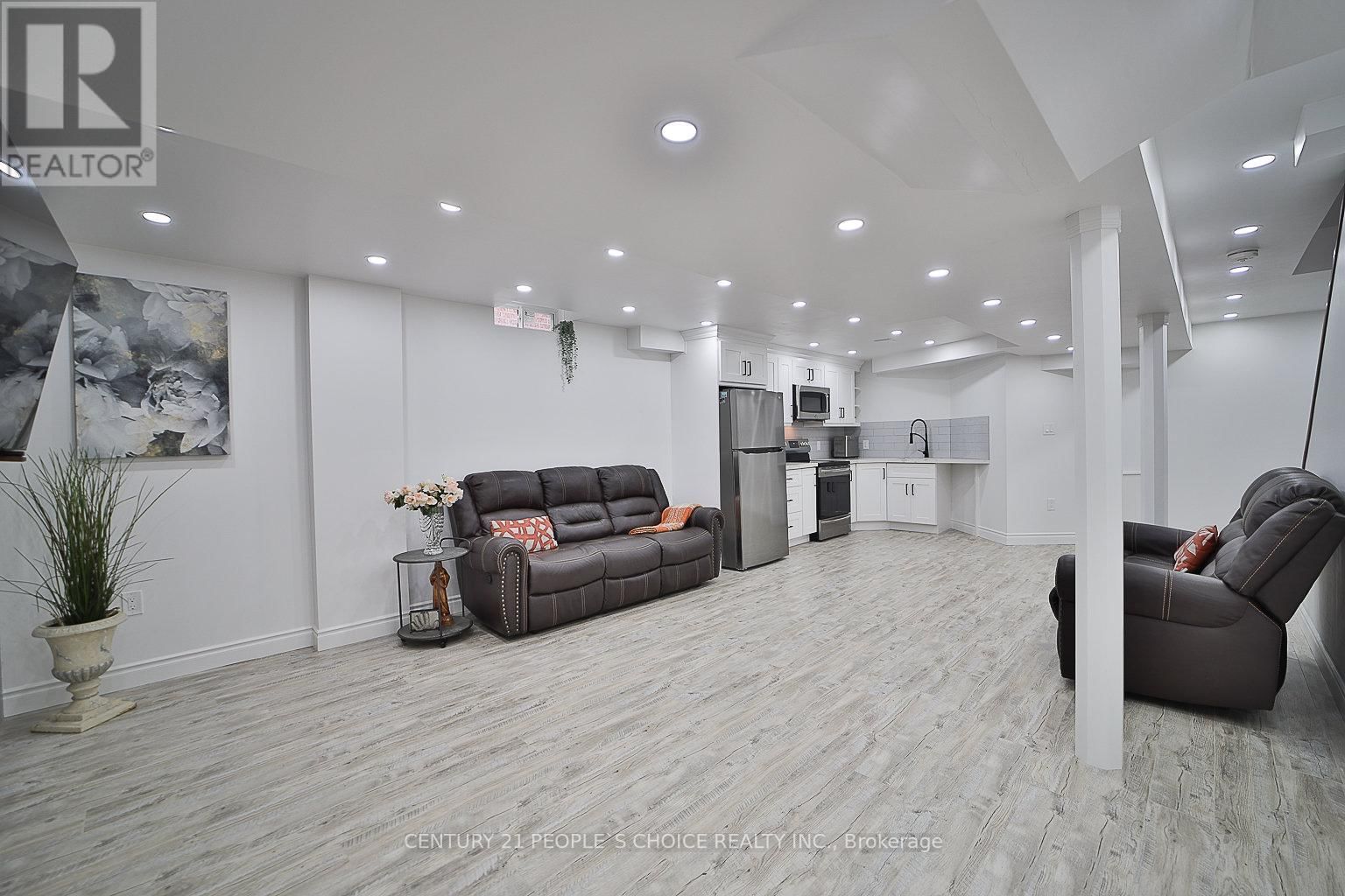 3596 NUTCRACKER DRIVE Image 17