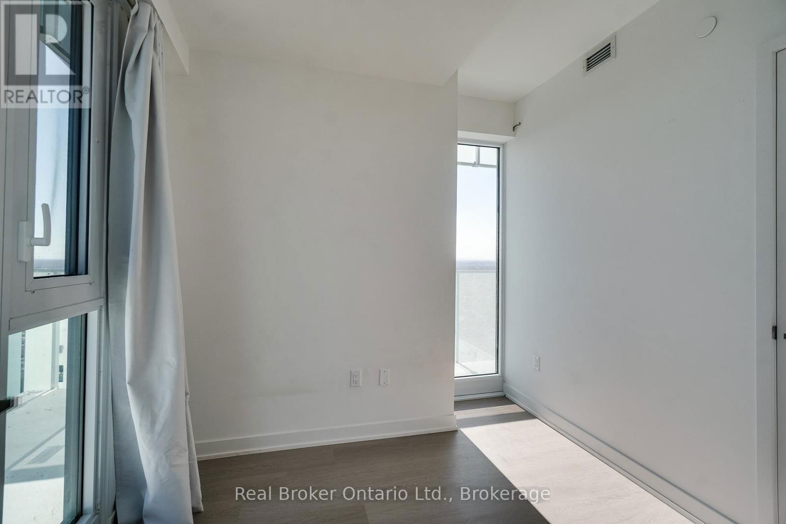 3009 - 3883 QUARTZ ROAD Image 12