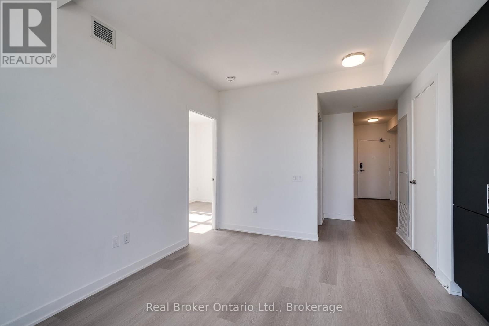 3009 - 3883 QUARTZ ROAD Image 18