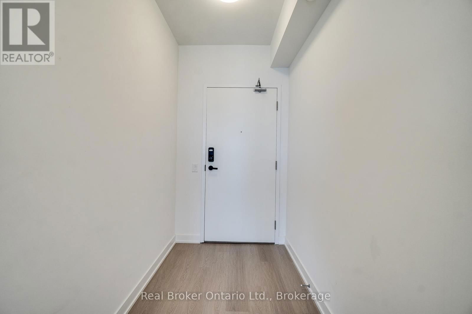 3009 - 3883 QUARTZ ROAD Image 5