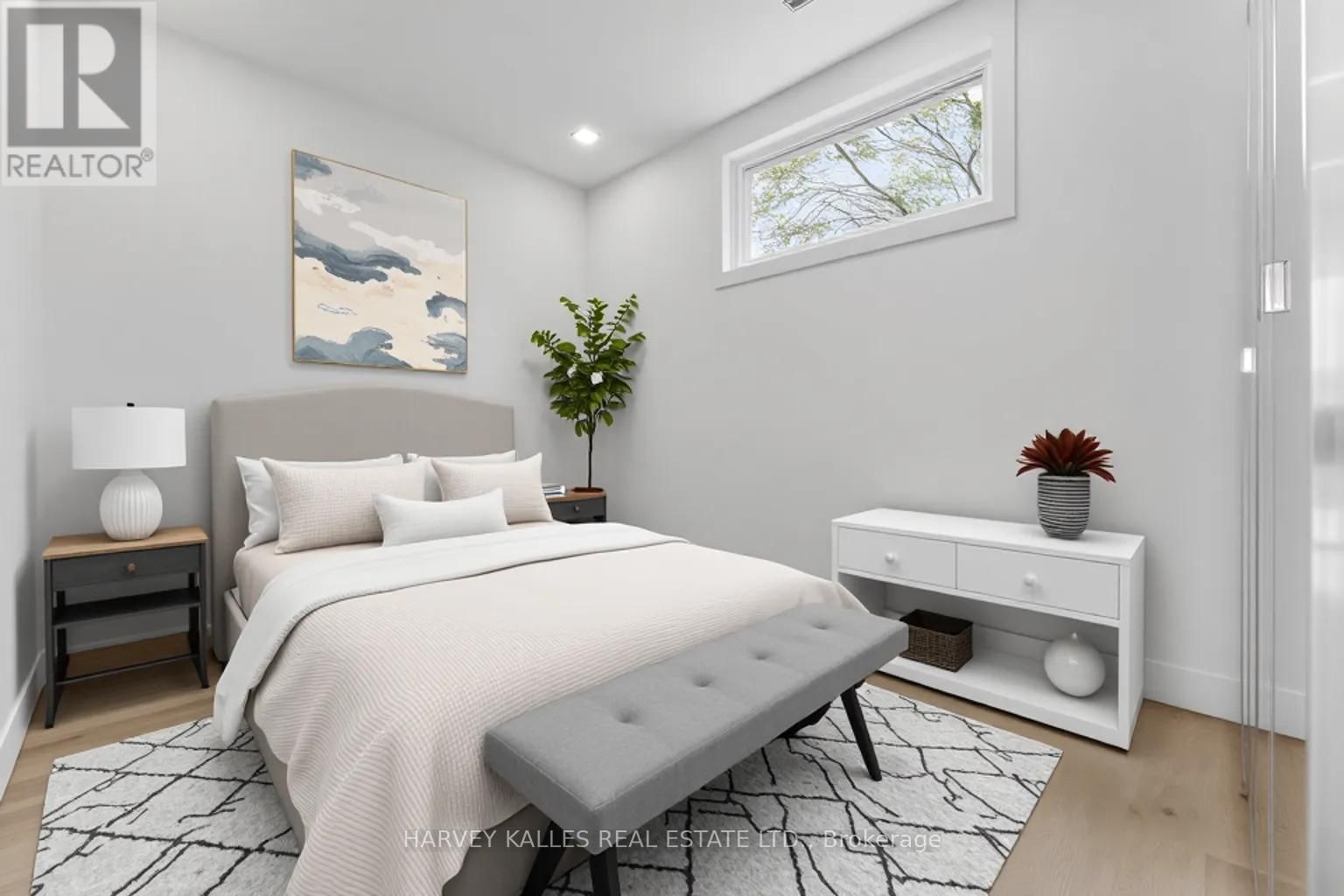 1064 DUFFERIN STREET Image 11