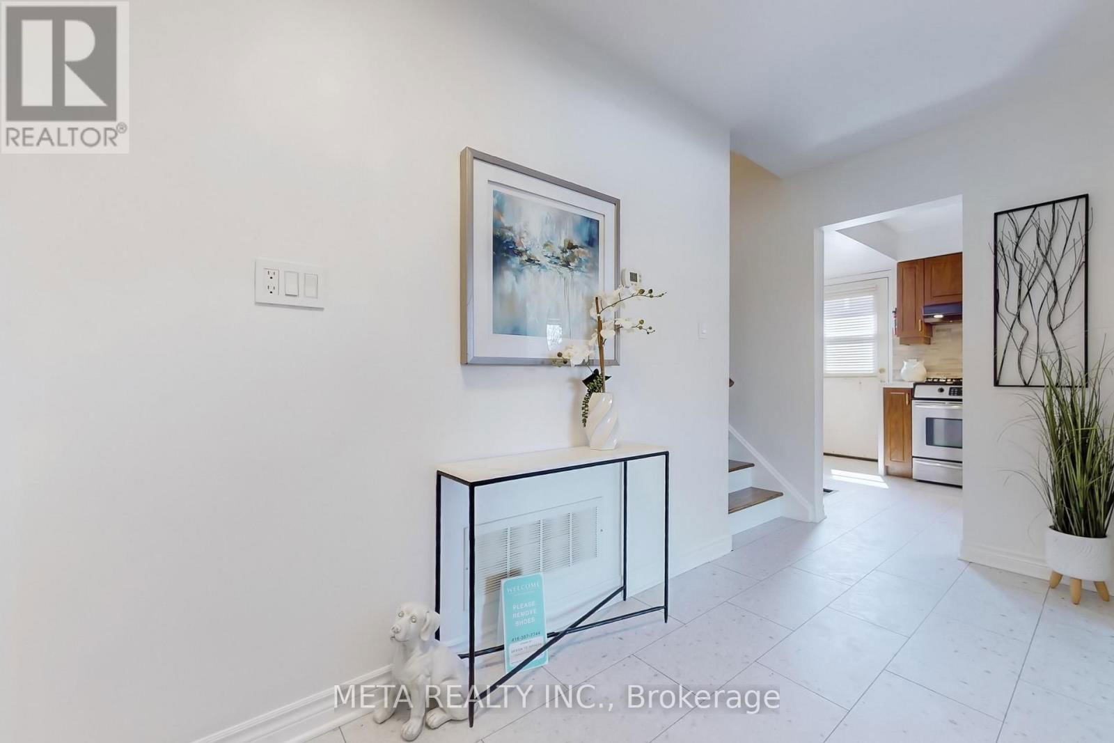 21 TAYROW ROAD Image 12