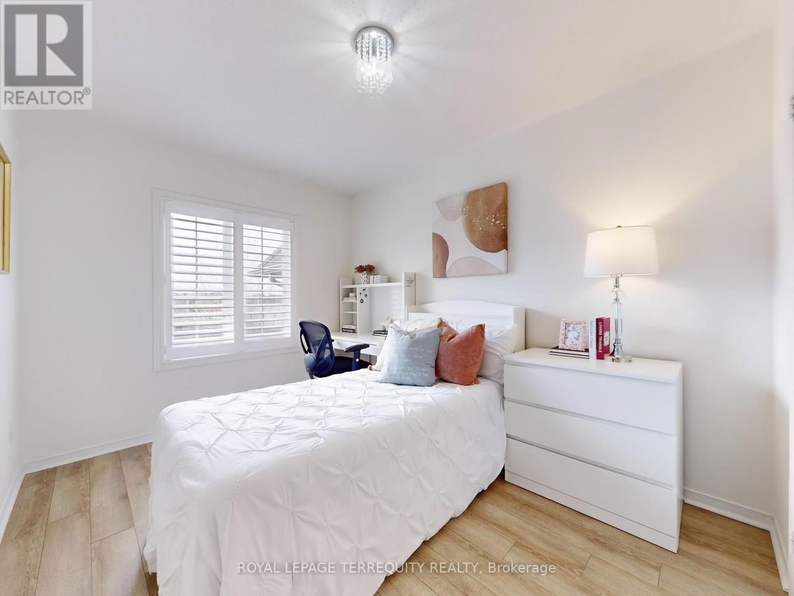 57 - 6399 SPINNAKER CIRCLE Image 18