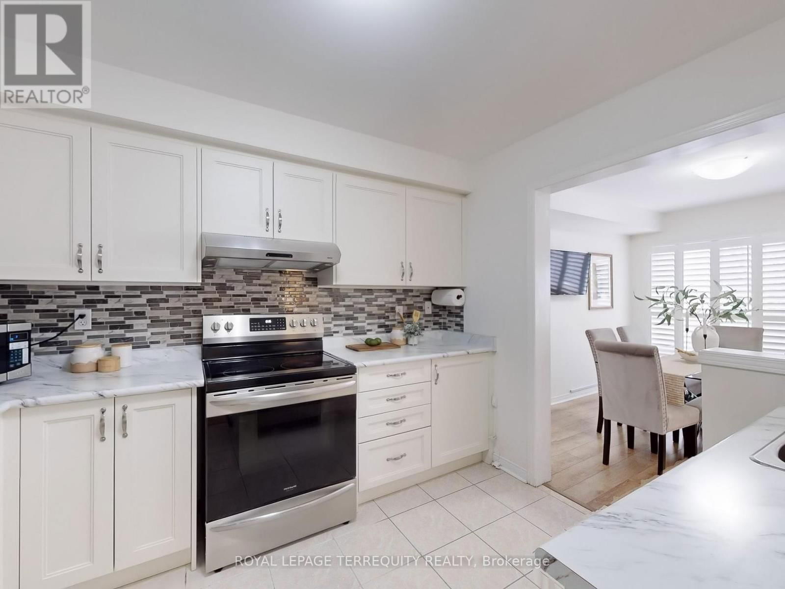 57 - 6399 SPINNAKER CIRCLE Image 8