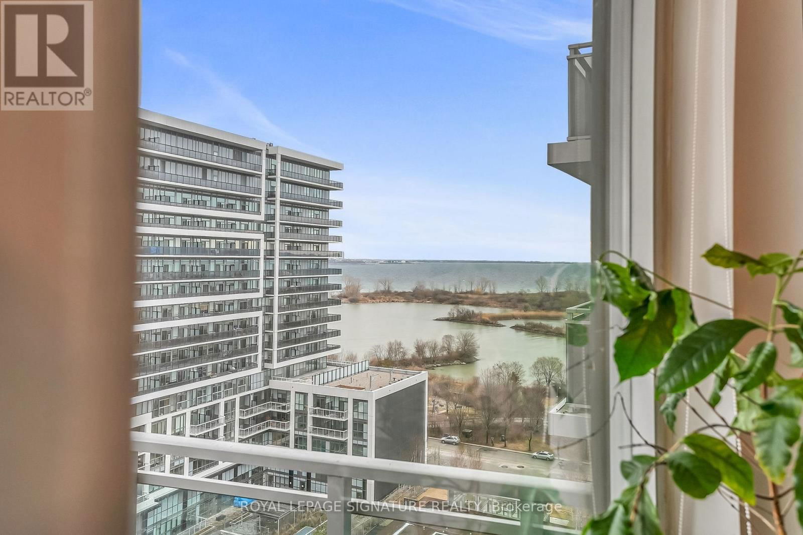 1105 - 33 SHORE BREEZE DRIVE Image 15