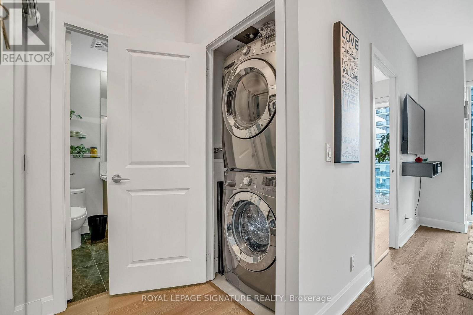1105 - 33 SHORE BREEZE DRIVE Image 19