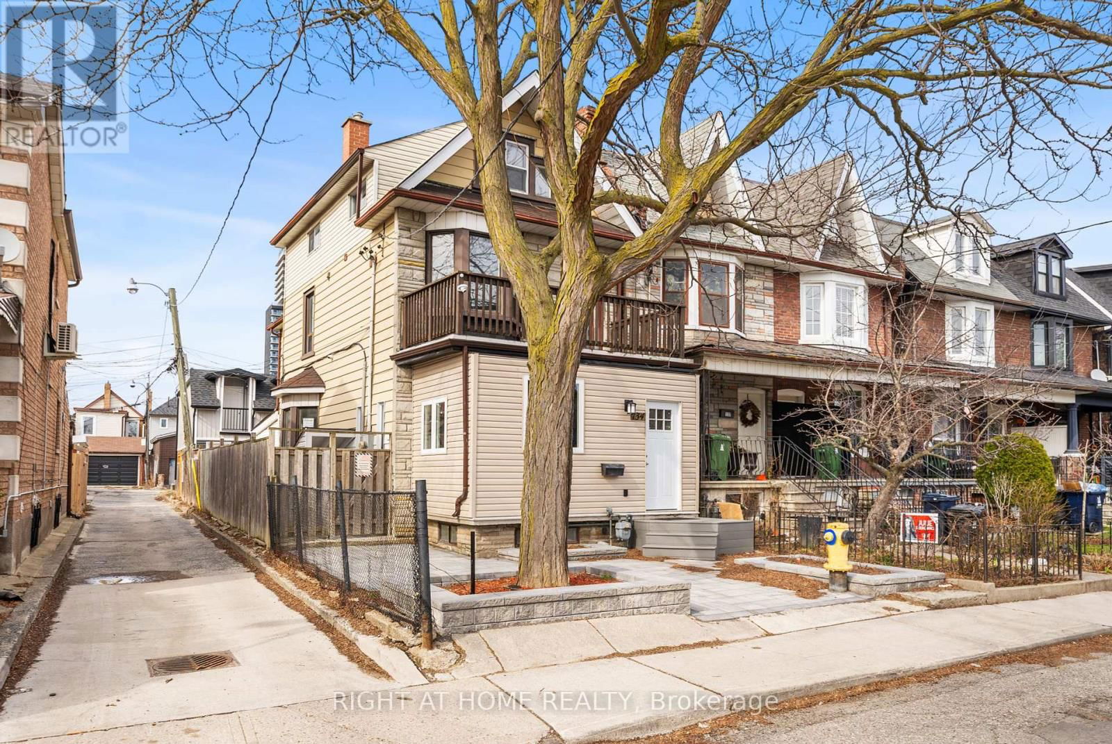 134 MILLICENT STREET Image 1