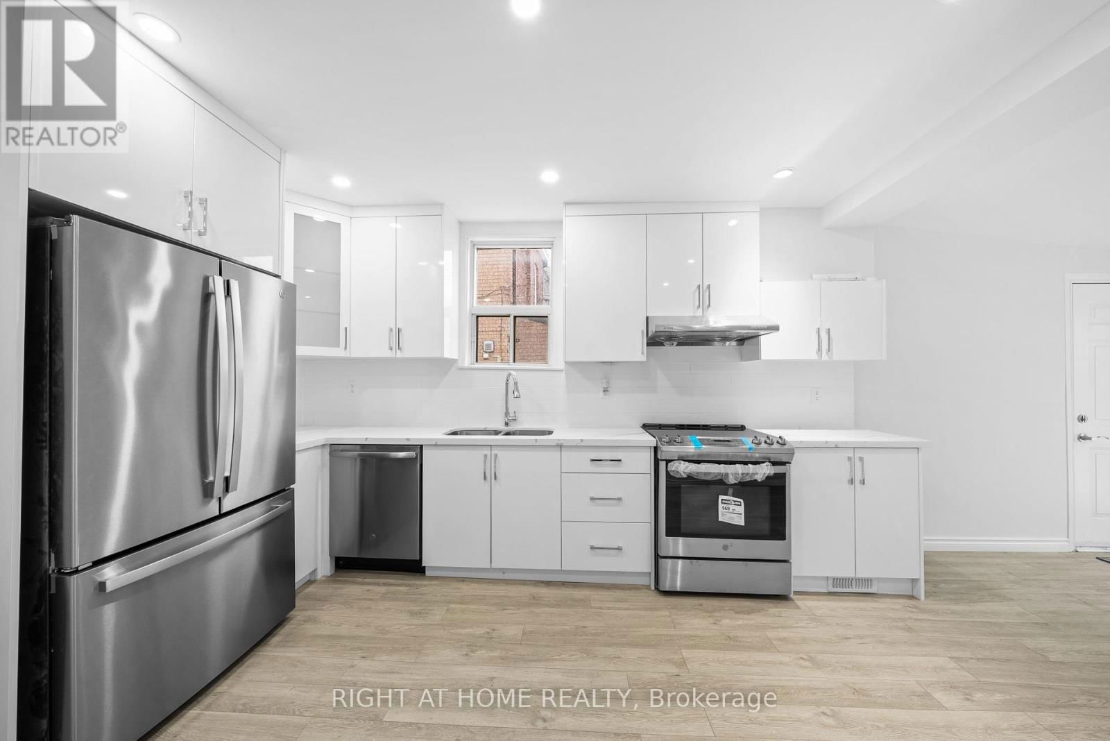 134 MILLICENT STREET Image 28