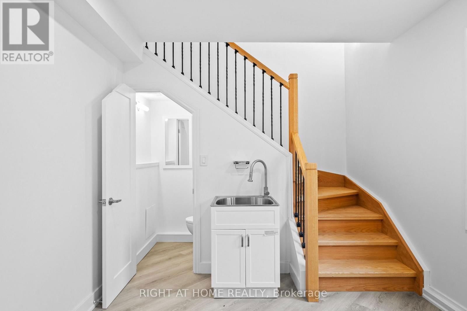 134 MILLICENT STREET Image 35