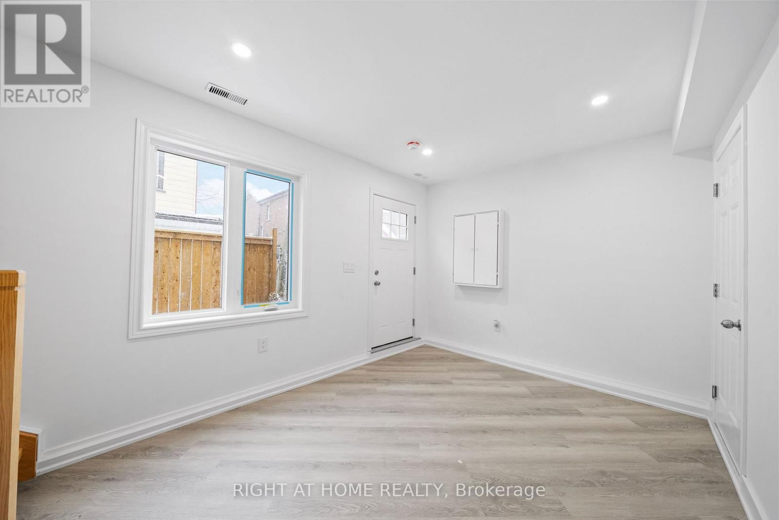 134 MILLICENT STREET Image 36