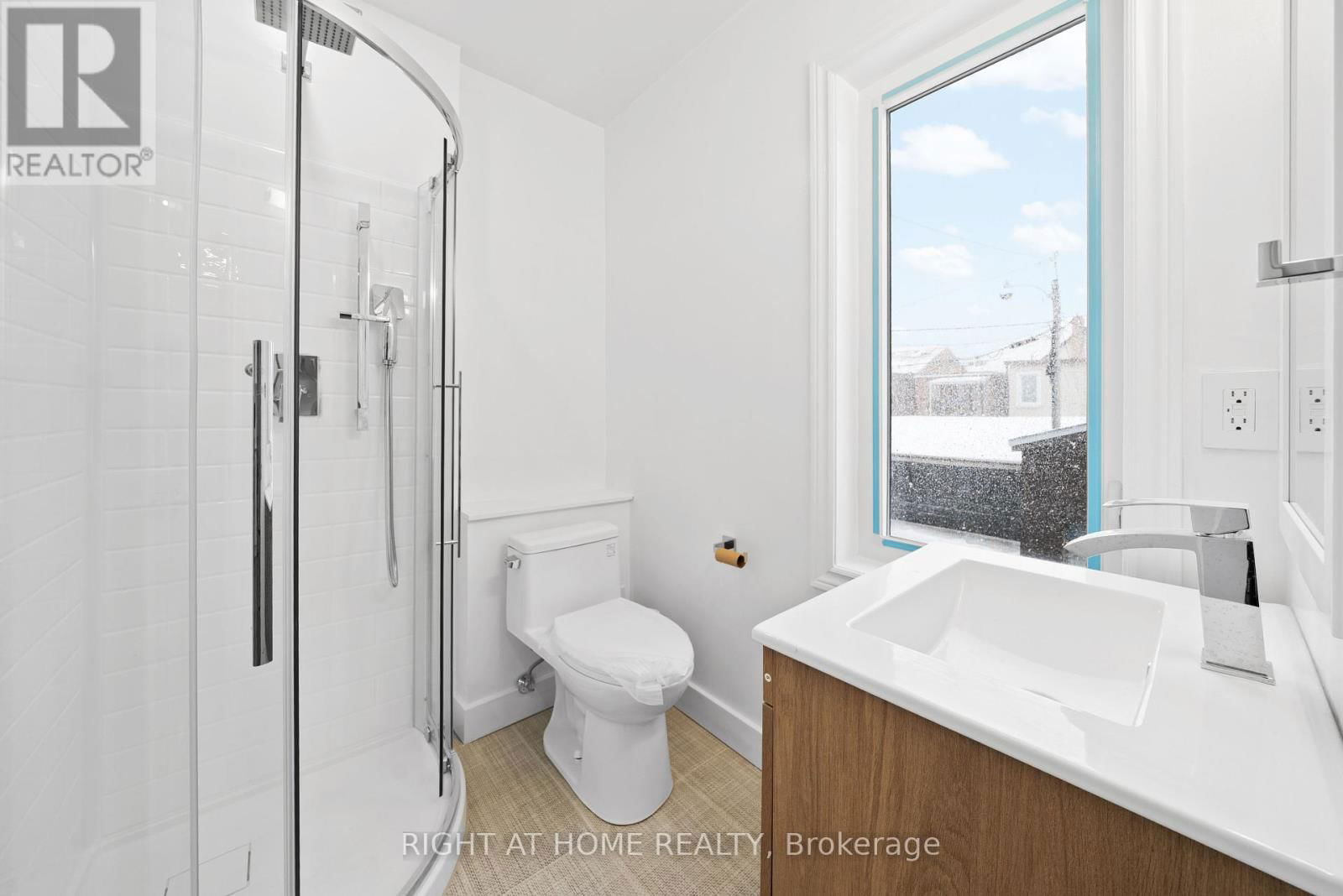 134 MILLICENT STREET Image 44