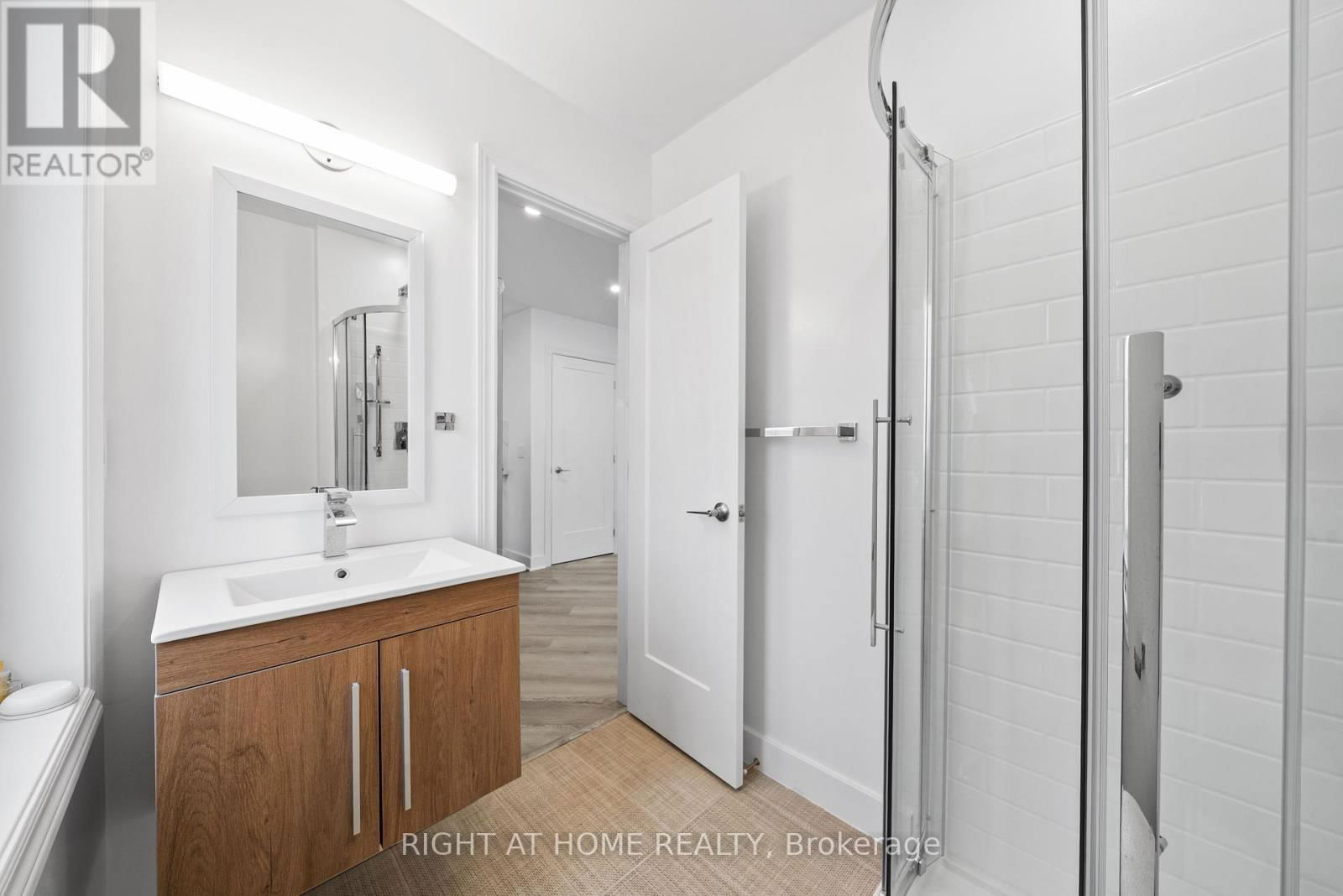 134 MILLICENT STREET Image 45
