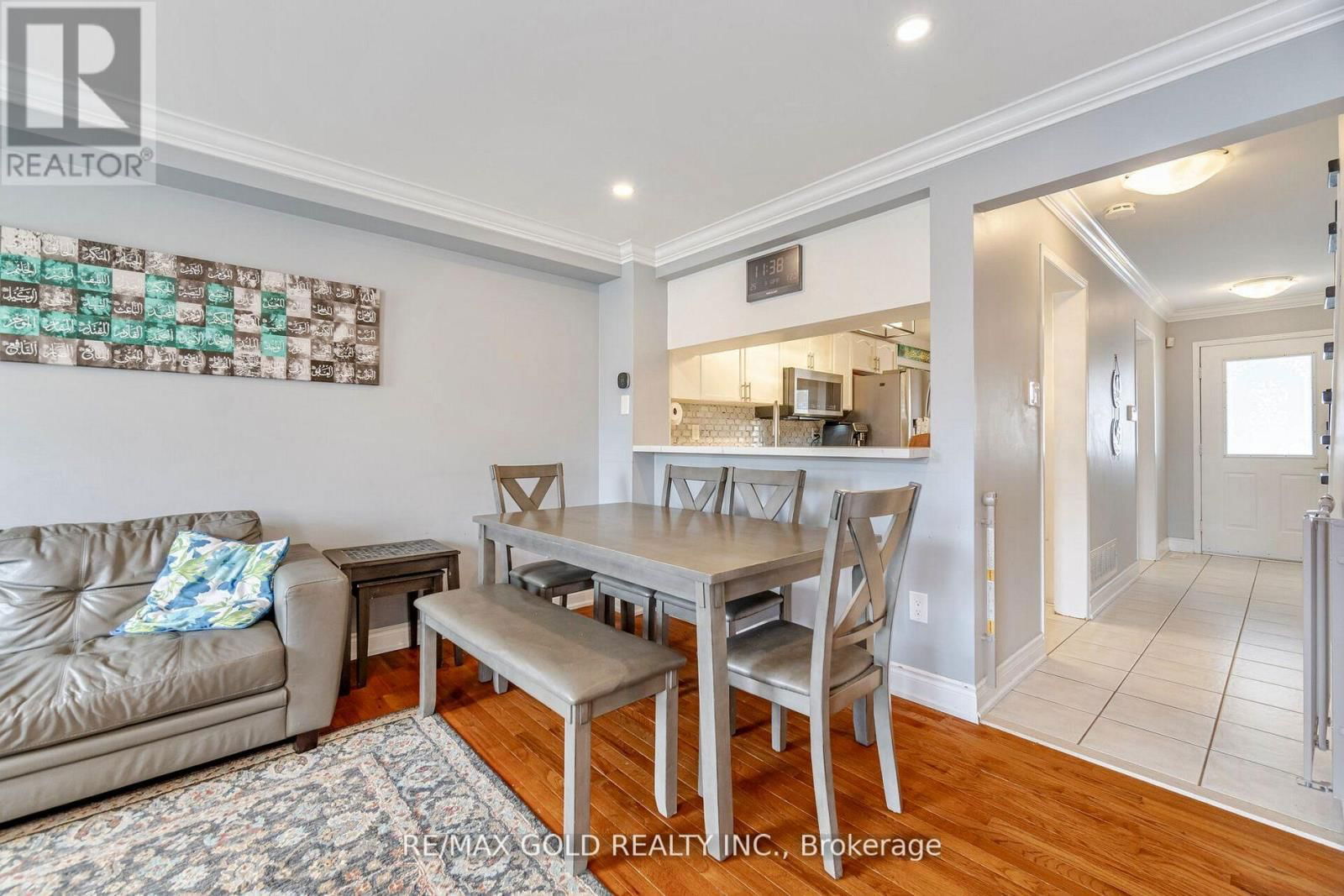 5352 BUSHELGROVE CIRCLE Image 8
