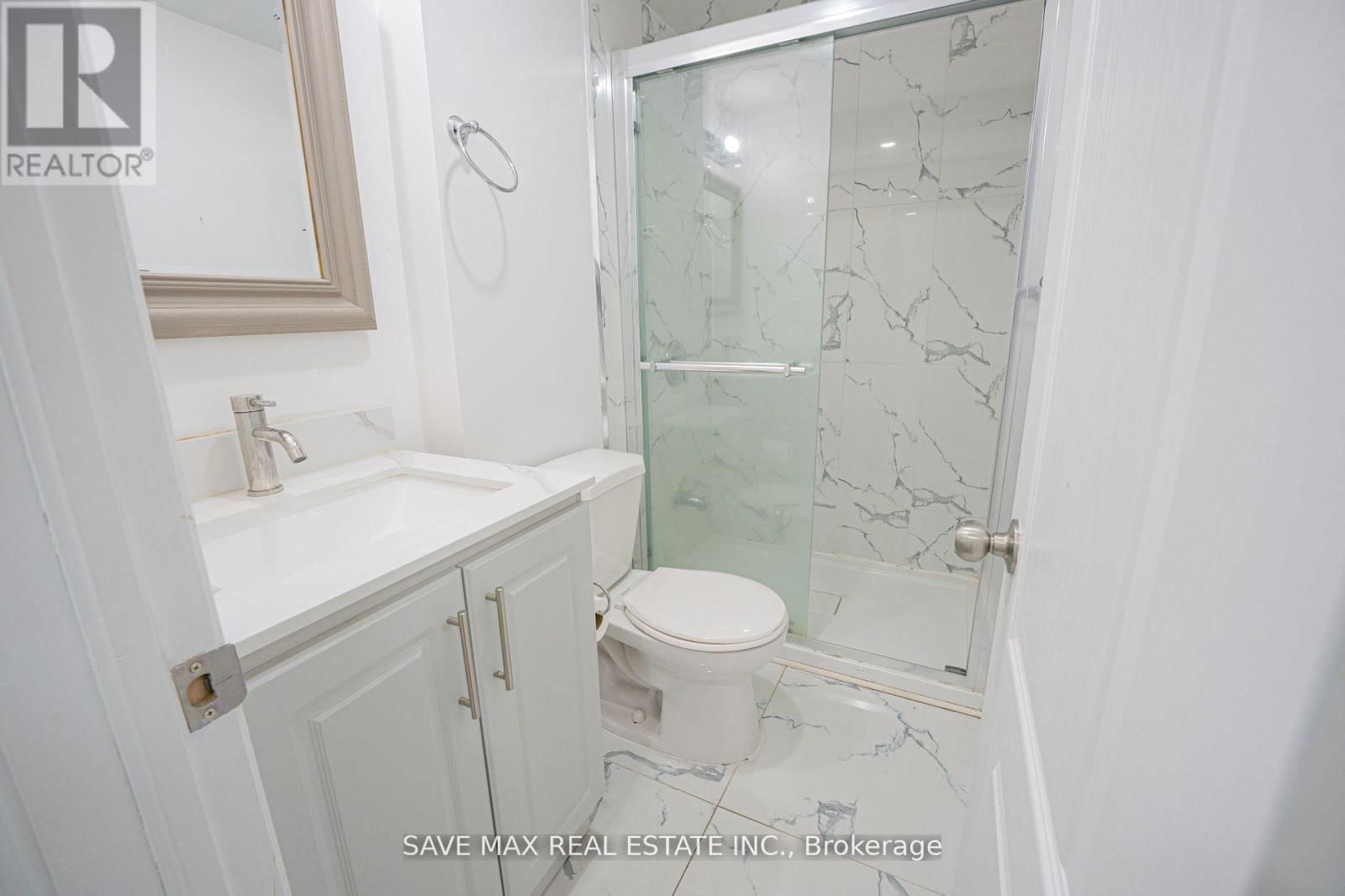 8 JOANNE COURT Image 31