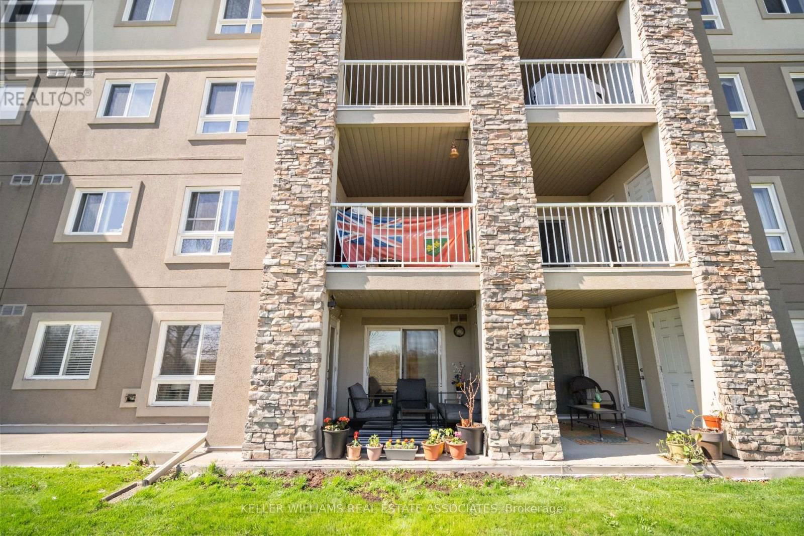 1106 - 8 DAYSPRING CIRCLE Image 34
